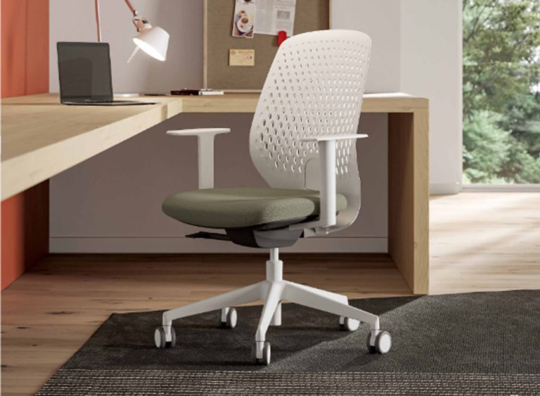 Read more about the article Malaysia Office Furniture – 5 Ergonomic Chairs You Can Get From ZenPro