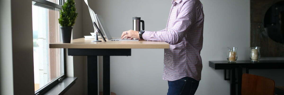 You are currently viewing Ergonomic Standing Desk: A Smarter Solution for Healthier and More Productive Workspaces